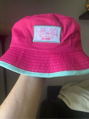 San Diego Padres Pink Fernando Tatís Jr City Connect Bucket Hat.